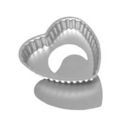 Alan Silverwood KITCHENWARE Silverwood Loose Base Heart Shaped Flan Tin
